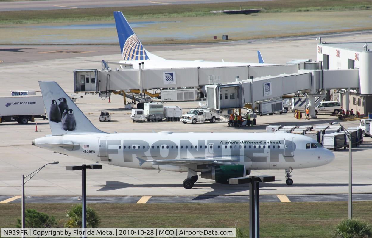 N939FR, 2005 Airbus A319-111 C/N 2448, The Penguins in Orlando