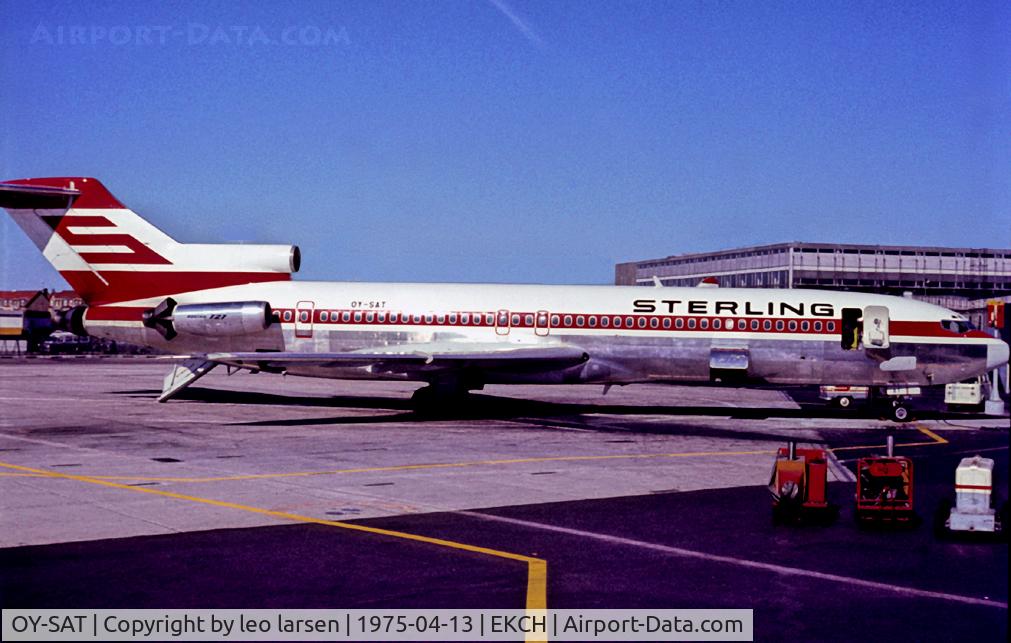 OY-SAT, 1973 Boeing 727-2J4 C/N 20766, OY-SAT in Copenhagen 13.4.74