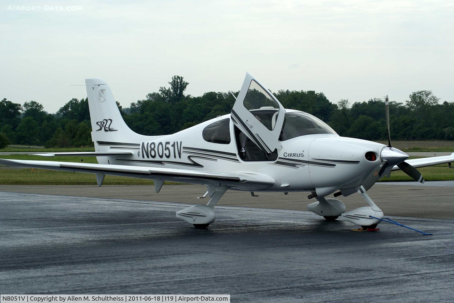 N8051V, 2003 Cirrus SR22 C/N 0647, 2003 Cirrus Design Corp SR22
