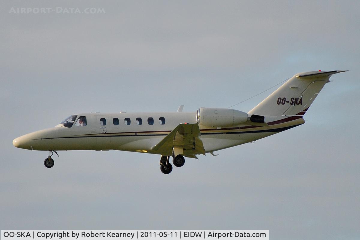 OO-SKA, 2002 Cessna 525A CitationJet CJ2 C/N 525A-0054, On finals for r/w 28