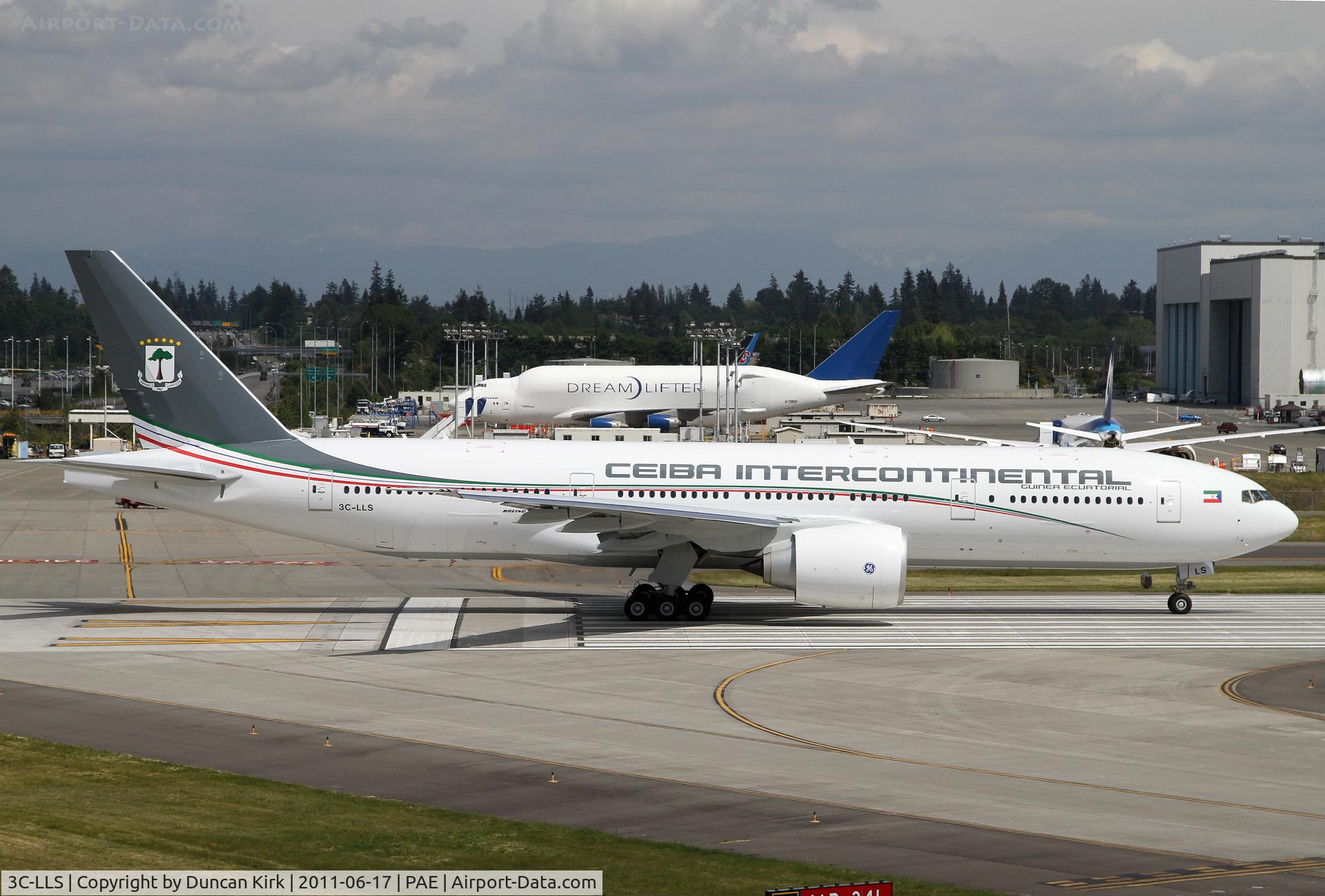 3C-LLS, 2011 Boeing 777-2FB/LR C/N 40668, Lining up for delivery flight to Hamburg for retrofit