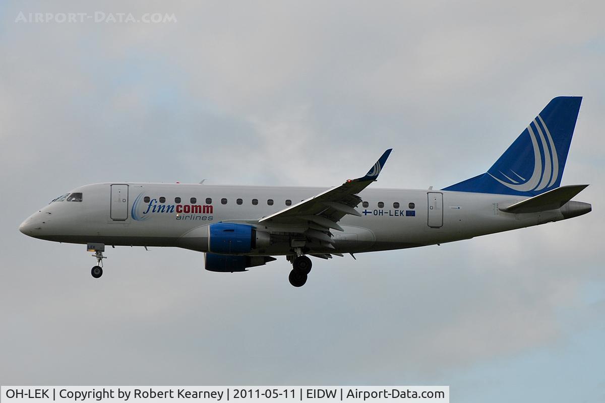OH-LEK, 2006 Embraer 170ST (ERJ-170-100ST) C/N 17000127, On finals for r/w 28