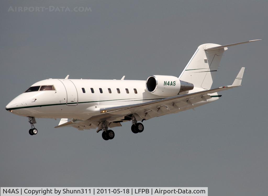 N4AS, 2007 Bombardier Challenger 605 (CL-600-2B16) C/N 5721, On landing...