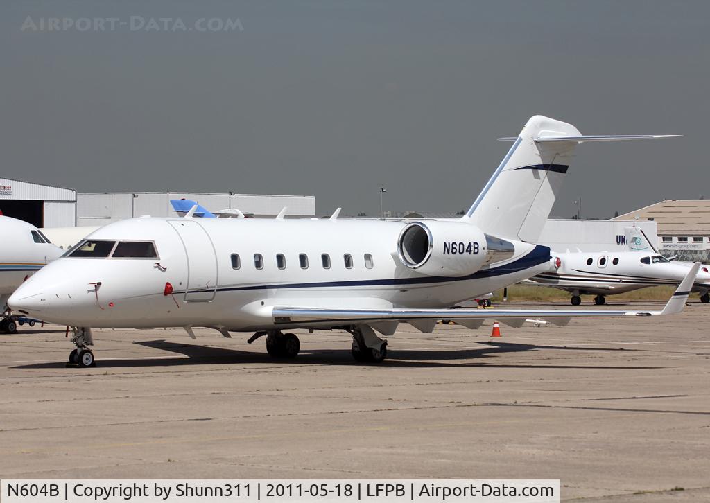 N604B, Canadair Challenger 604 (CL-600-2B16) C/N 5335, Parked...