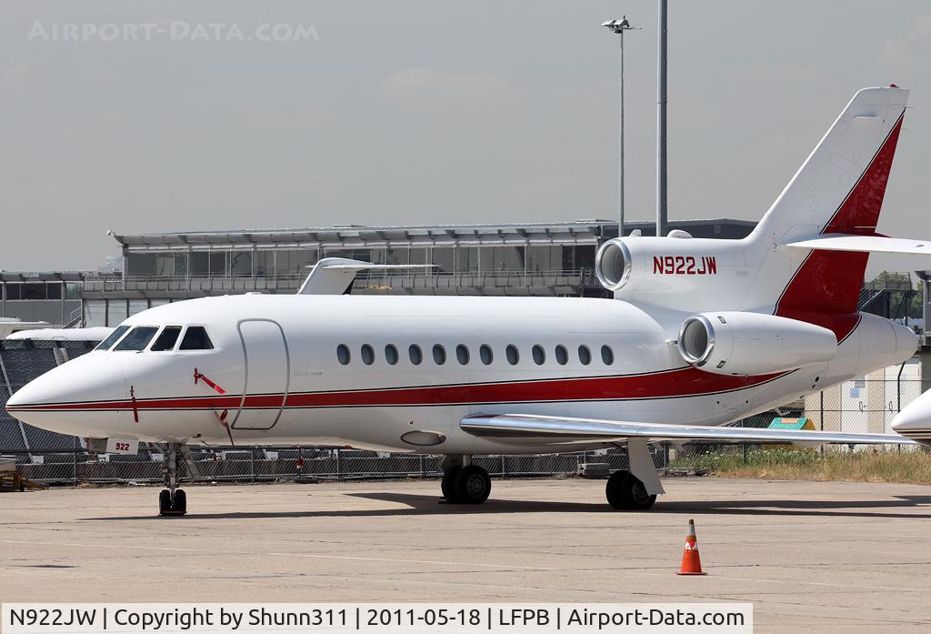 N922JW, 1987 Dassault Falcon 900 C/N 36, Parked...