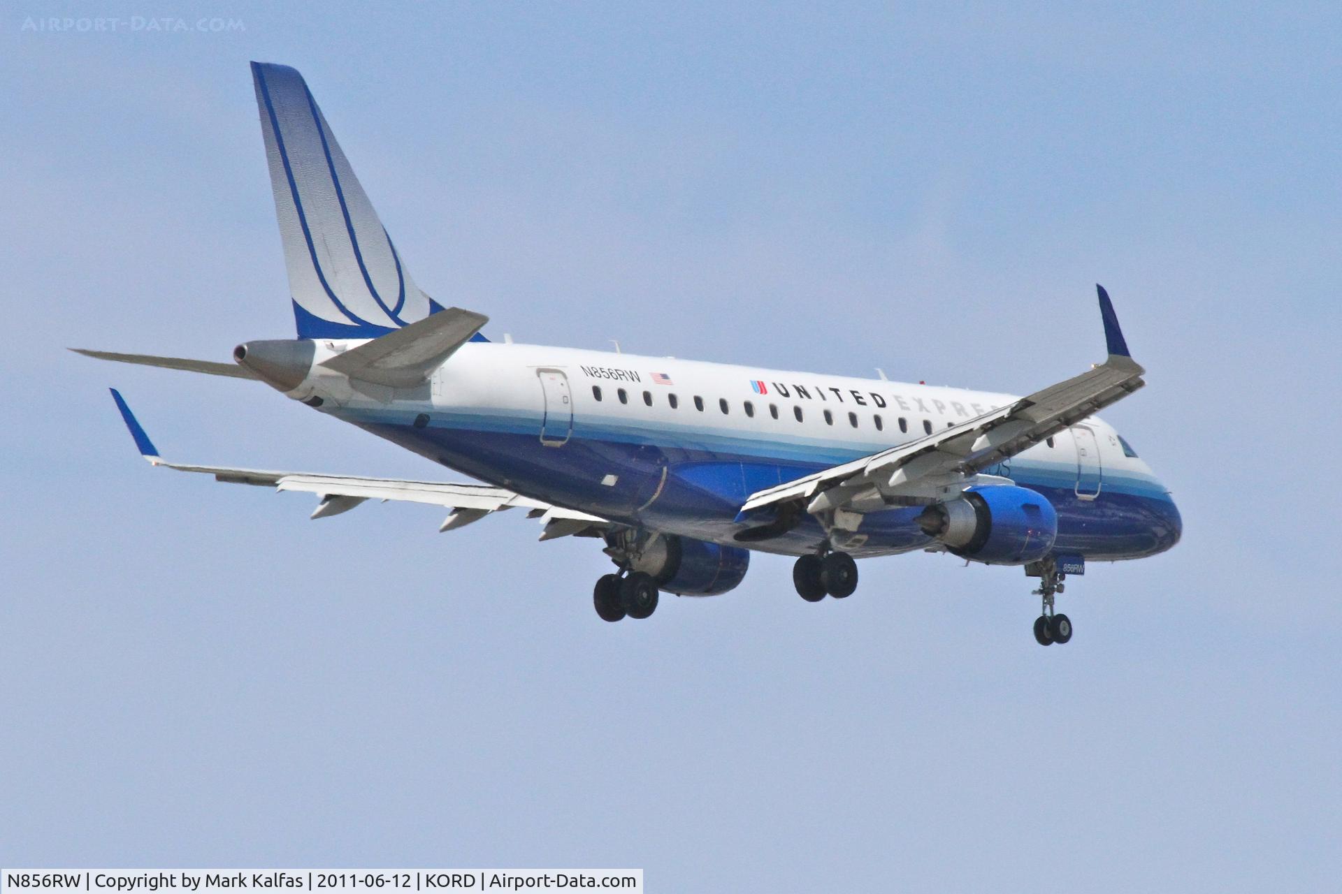 N856RW, 2005 Embraer 170SE (ERJ-170-100SE) C/N 17000078, Shuttle America/United Express Embraer ERJ 170-100 SE, TCF3453 arriving from KLGA, RWY 10 approach KORD.