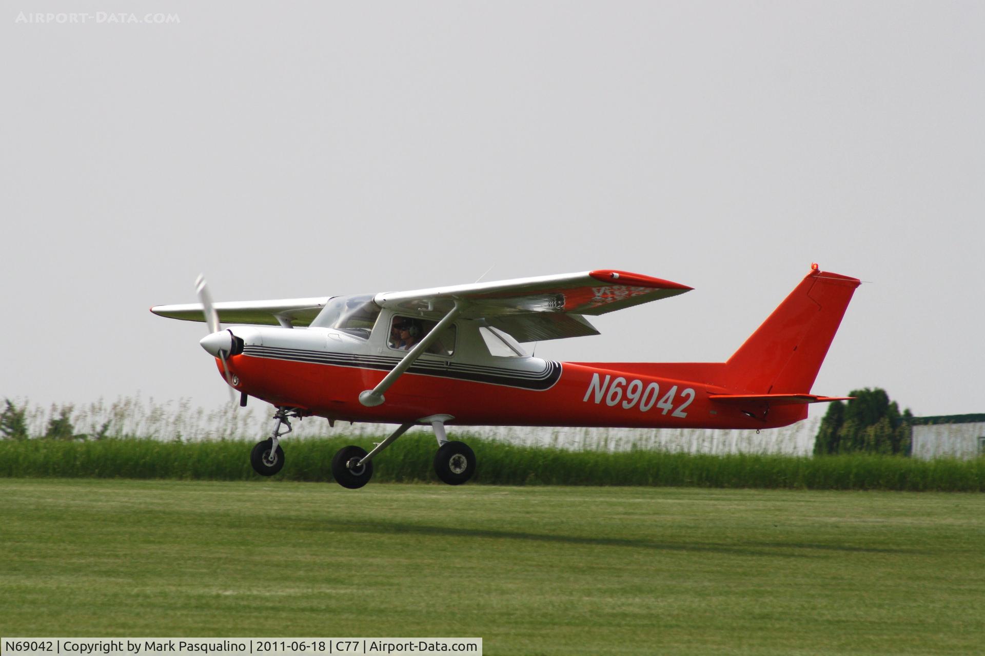 N69042, 1978 Cessna 152 C/N 15282455, Cessna 152