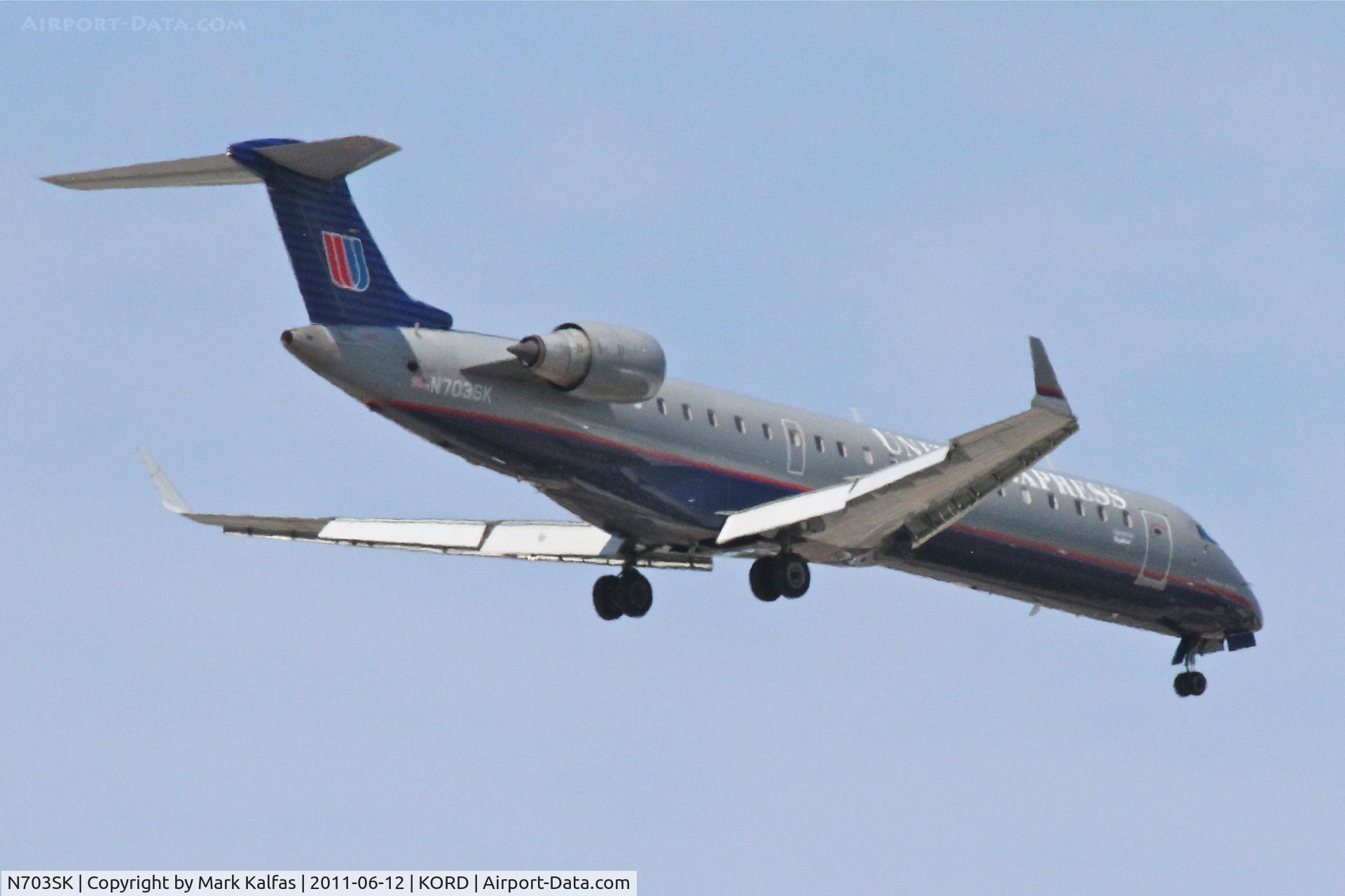 N703SK, 2004 Bombardier CRJ-701ER (CL-600-2C10) Regional Jet C/N 10139, SkyWest/United Express Bombardier CL-600-2C10,
SKW5499 arriving from KBIL, RWY 10 approach KORD.