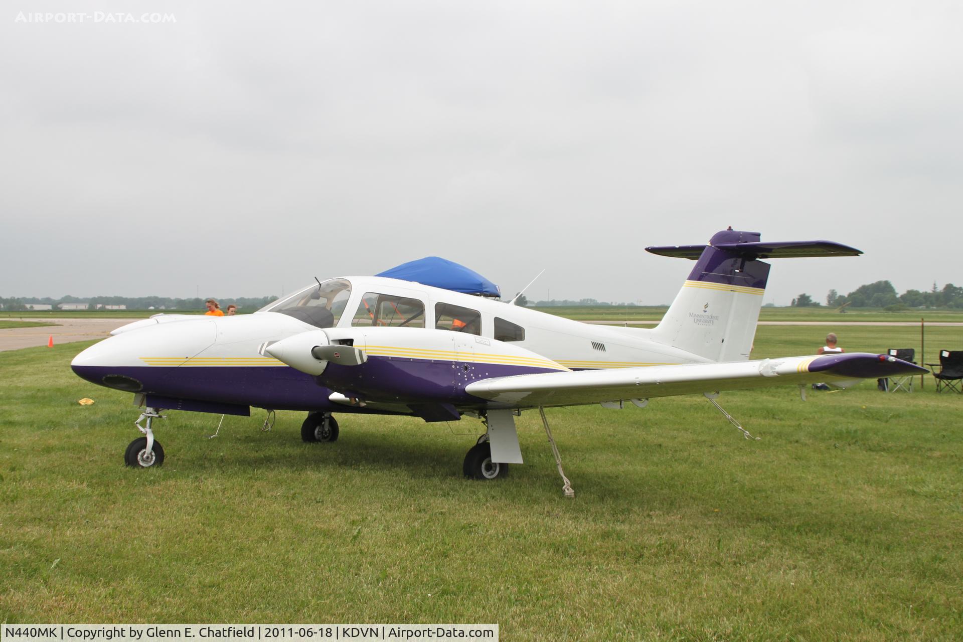 N440MK, 2001 Piper PA-44-180 Seminole C/N 4496068, At the Quad Cities Air Show.