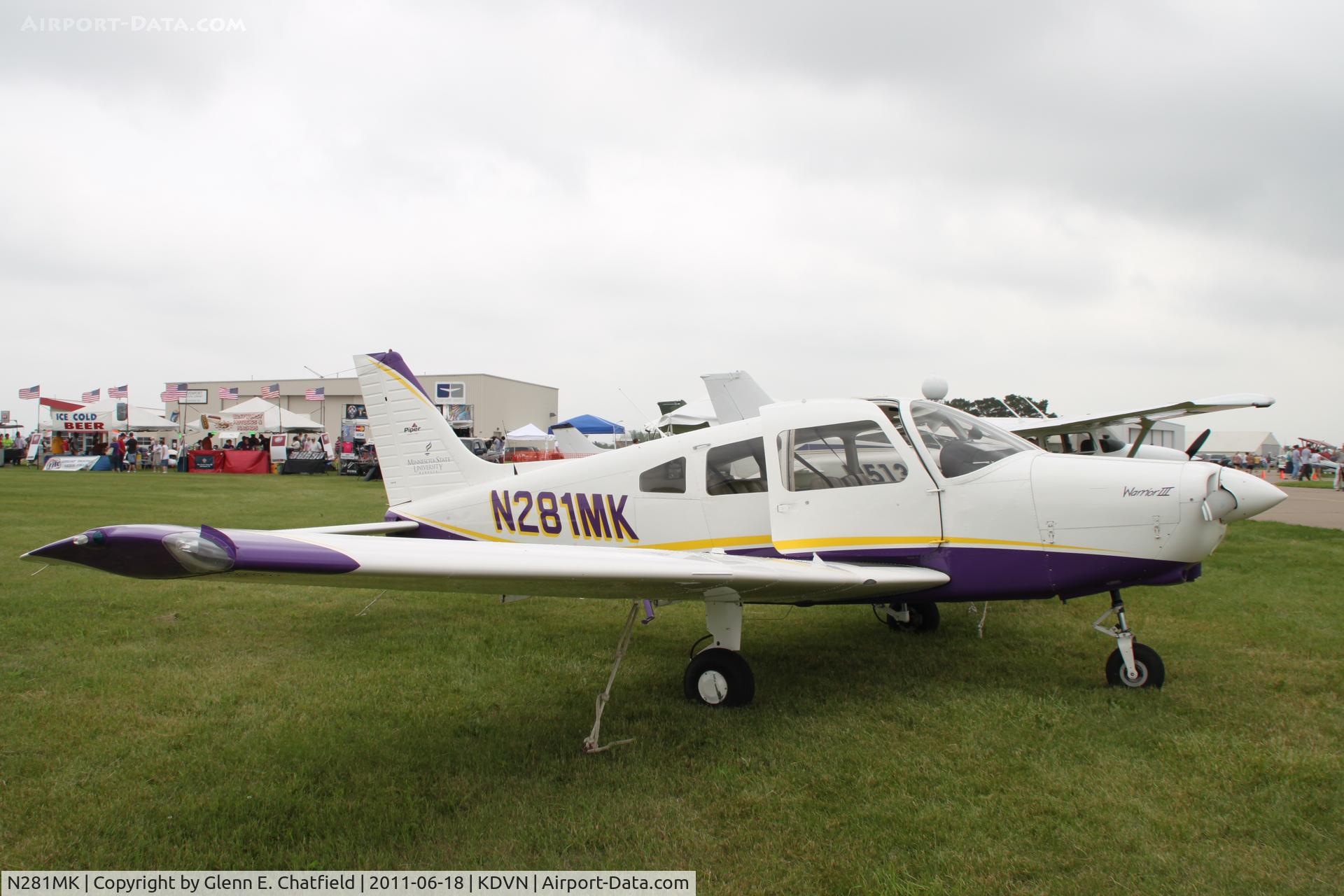 N281MK, 2006 Piper PA-28-161 Cherokee Warrior III C/N 2842260, At the Quad Cities Air Show