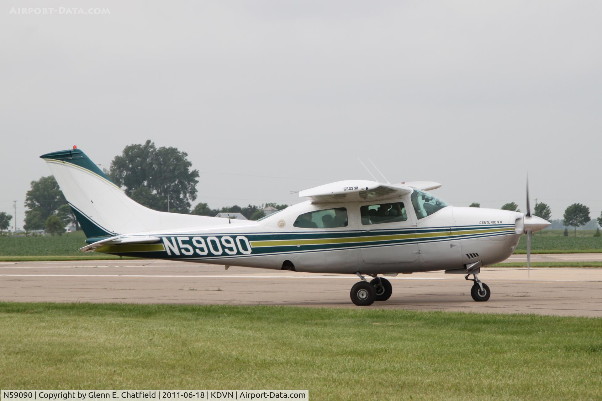 N59090, 1973 Cessna 210L Centurion C/N 21060083, At the Quad Cities Air Show. 