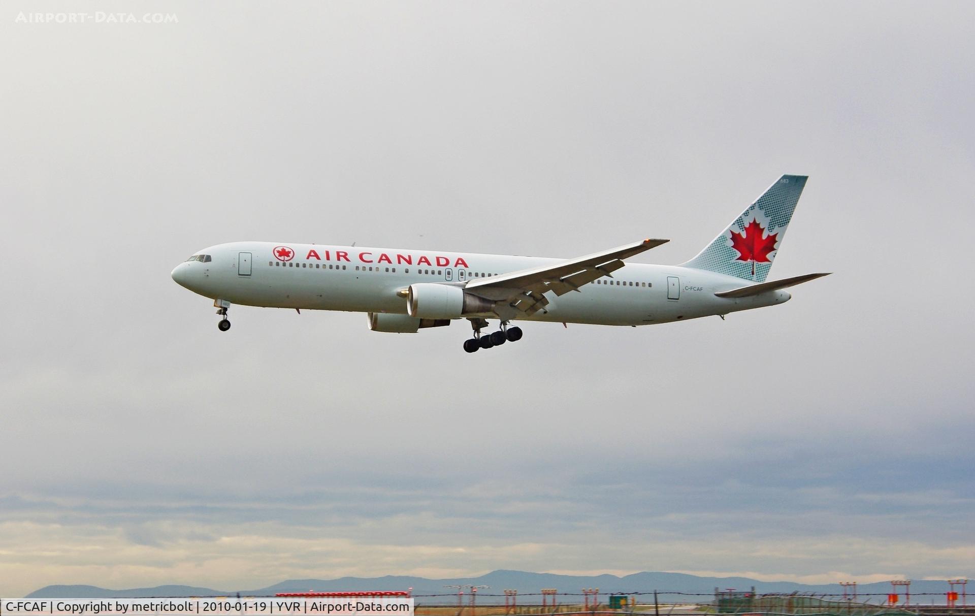 C-FCAF, 1988 Boeing 767-375 C/N 24084, landing at YVR