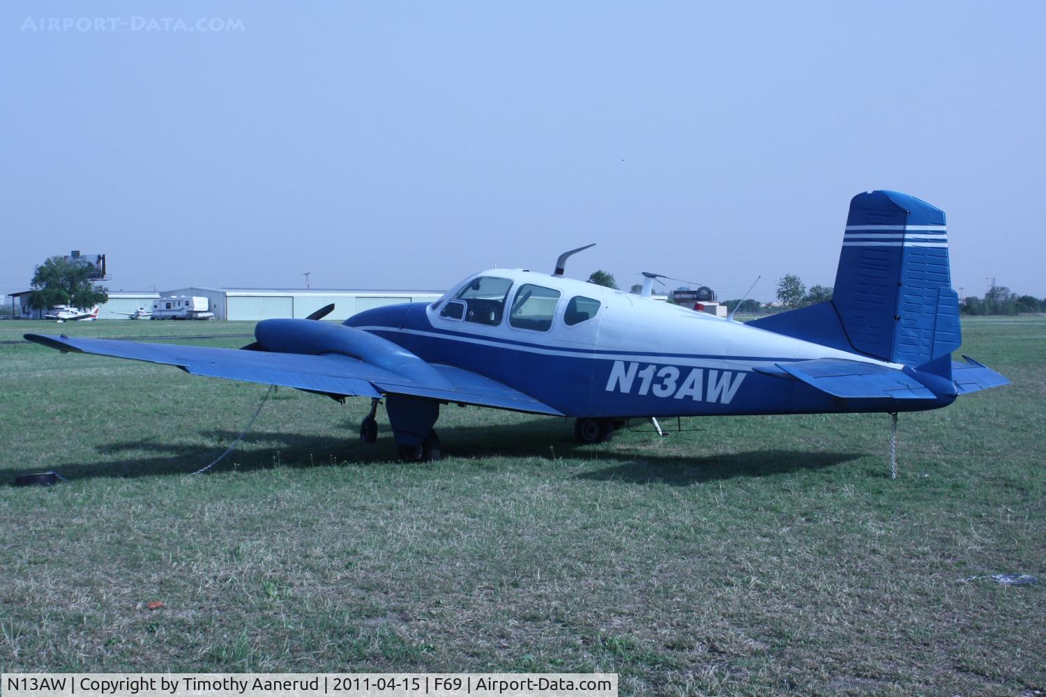 N13AW, 1958 Beech 95 Travel Air C/N TD-184, 1958 Beech 95, c/n: TD-184