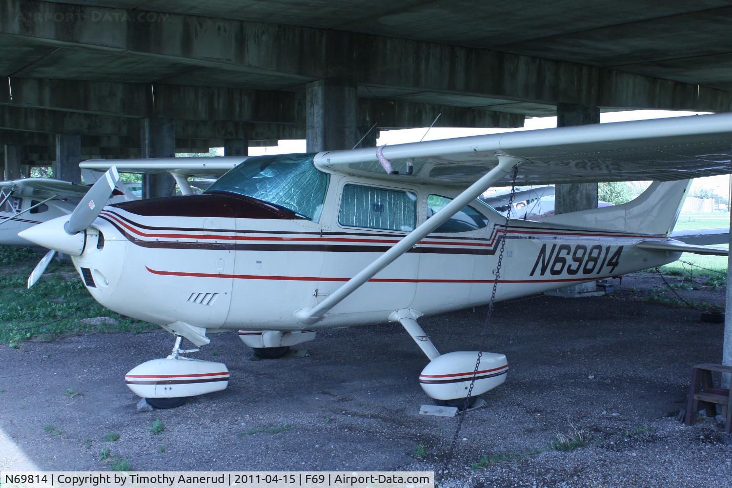 N69814, 1974 Cessna 182P Skylane C/N 18263325, 1974 Cessna 182P, c/n: 18263325