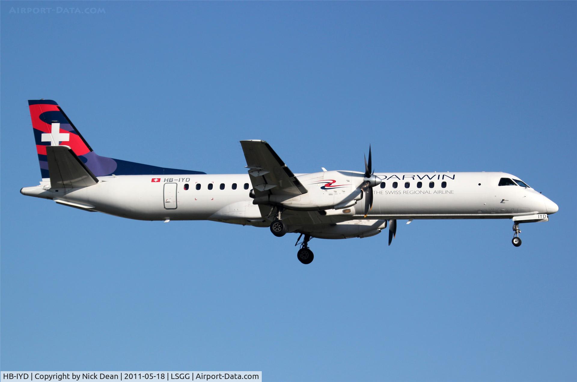 HB-IYD, 1998 Saab 2000 C/N 2000-059, LSGG/GVA