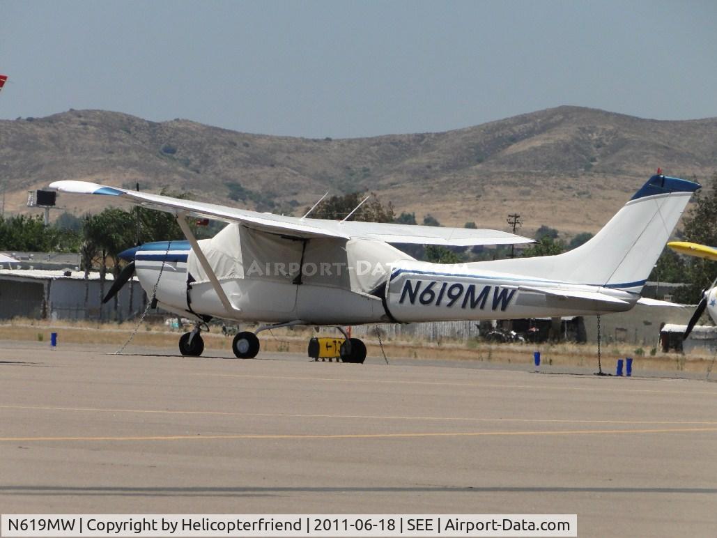 N619MW, 1979 Cessna TR182 Turbo Skylane RG C/N R18200993, Covered, tied down and parked