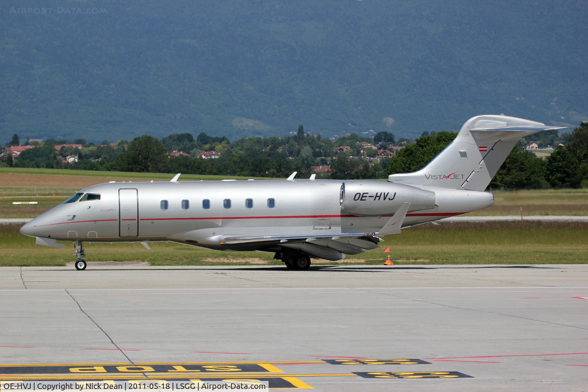 OE-HVJ, 2008 Bombardier Challenger 300 (BD-100-1A10) C/N 20200, LSGG/GVA