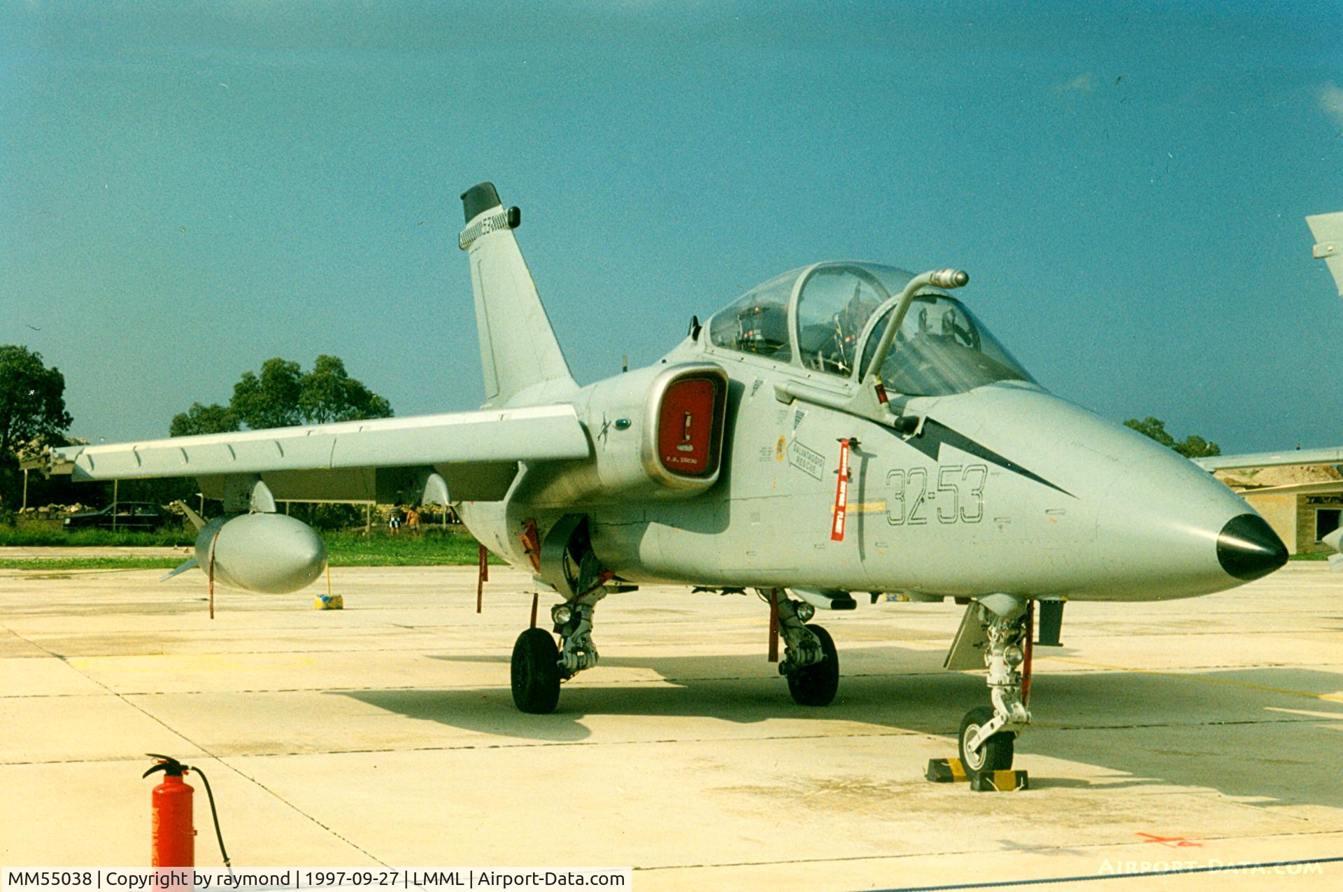 MM55038, AMX International AMX-T C/N IT013, AMX MM55038/32-53 Italian Air Force