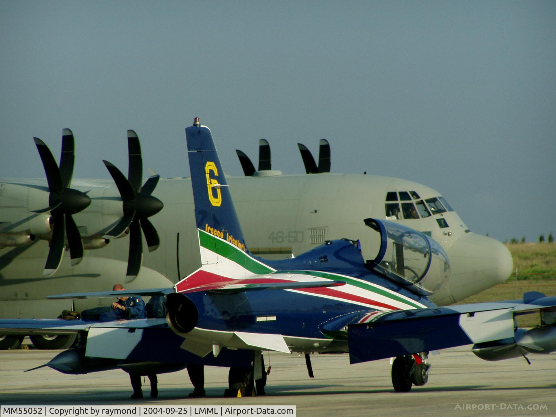 MM55052, Aermacchi MB-339PAN C/N 6846/186/AA083, MB339 MM55052/6 Frecce Tricolori Italian Air Force