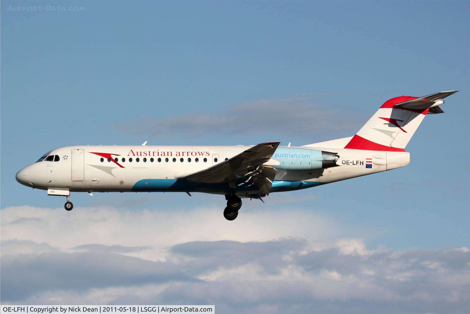OE-LFH, 1995 Fokker 70 (F-28-0070) C/N 11554, LSGG/GVA