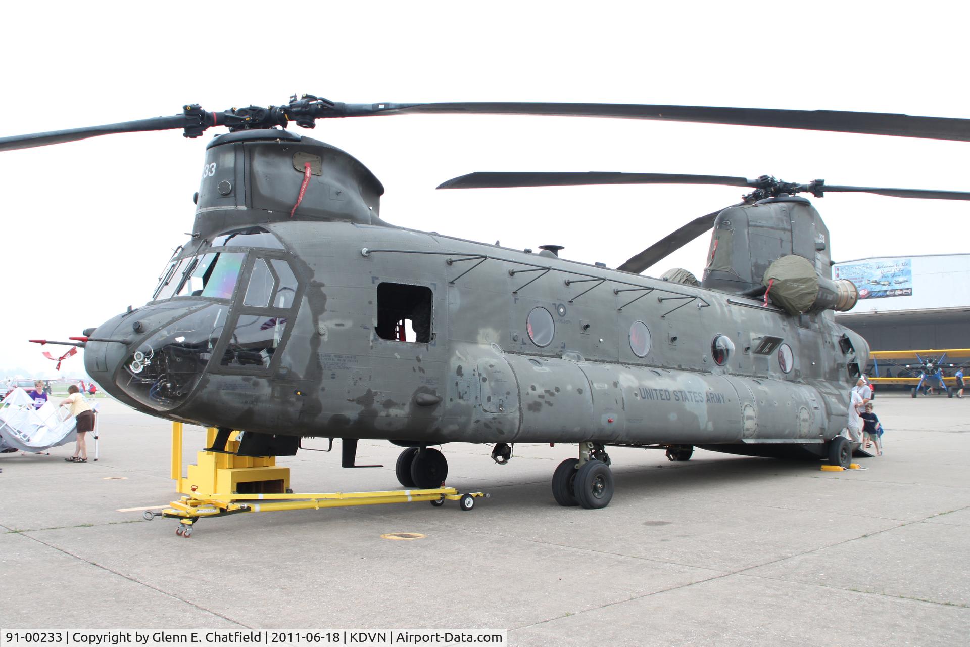 91-00233, 1991 Boeing Vertol CH-47D Chinook C/N M.3382, At the Quad Cities Air Show