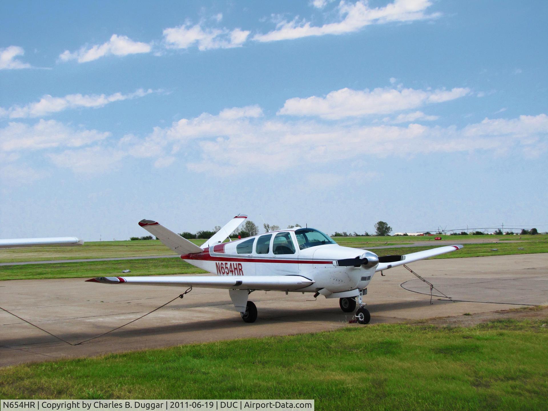 N654HR, 1959 Beech K35 Bonanza C/N D-5840, Halliburton Field, Duncan, OK