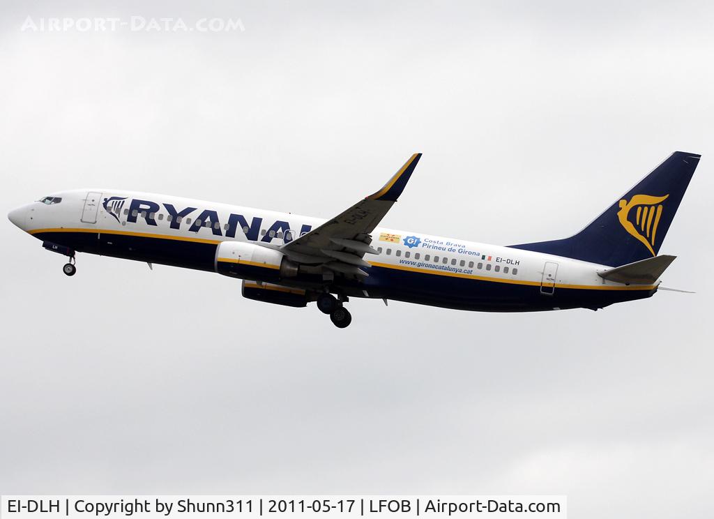 EI-DLH, 2006 Boeing 737-8AS C/N 33590, On take off...