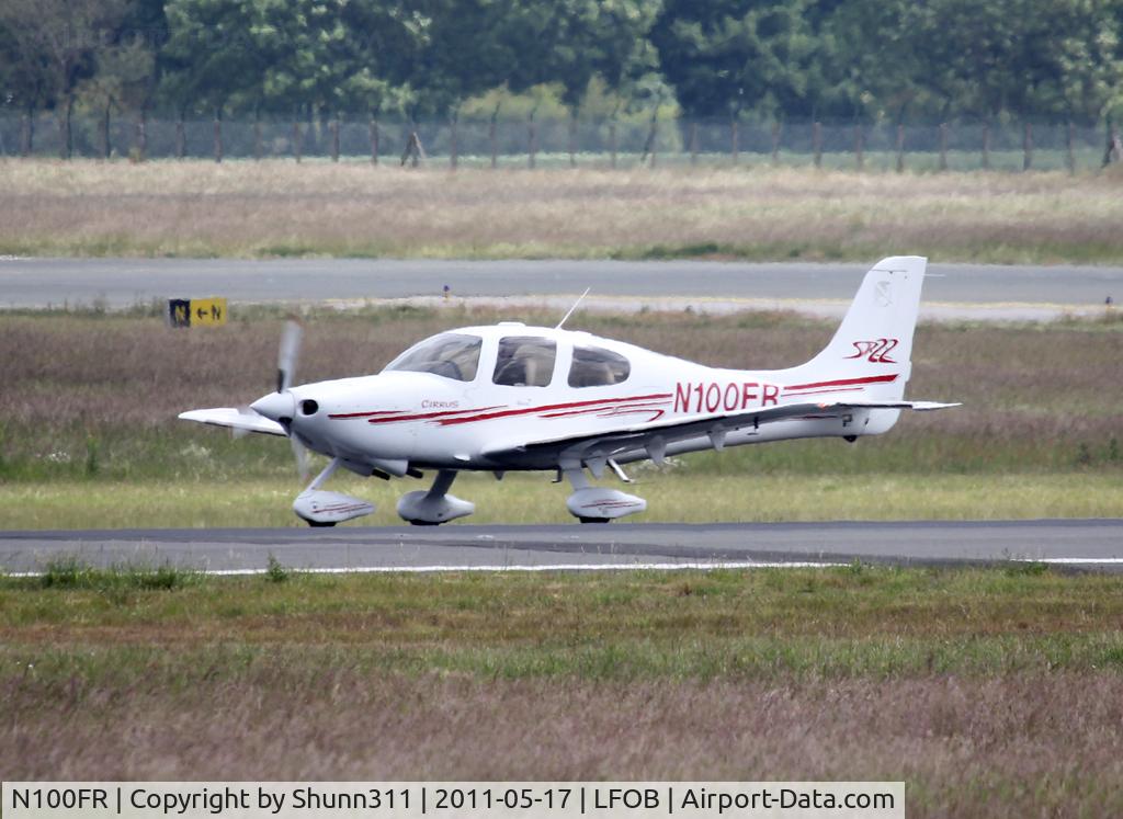 N100FR, 2003 Cirrus SR22 C/N 0770, Taxiing to the General Aviation area...