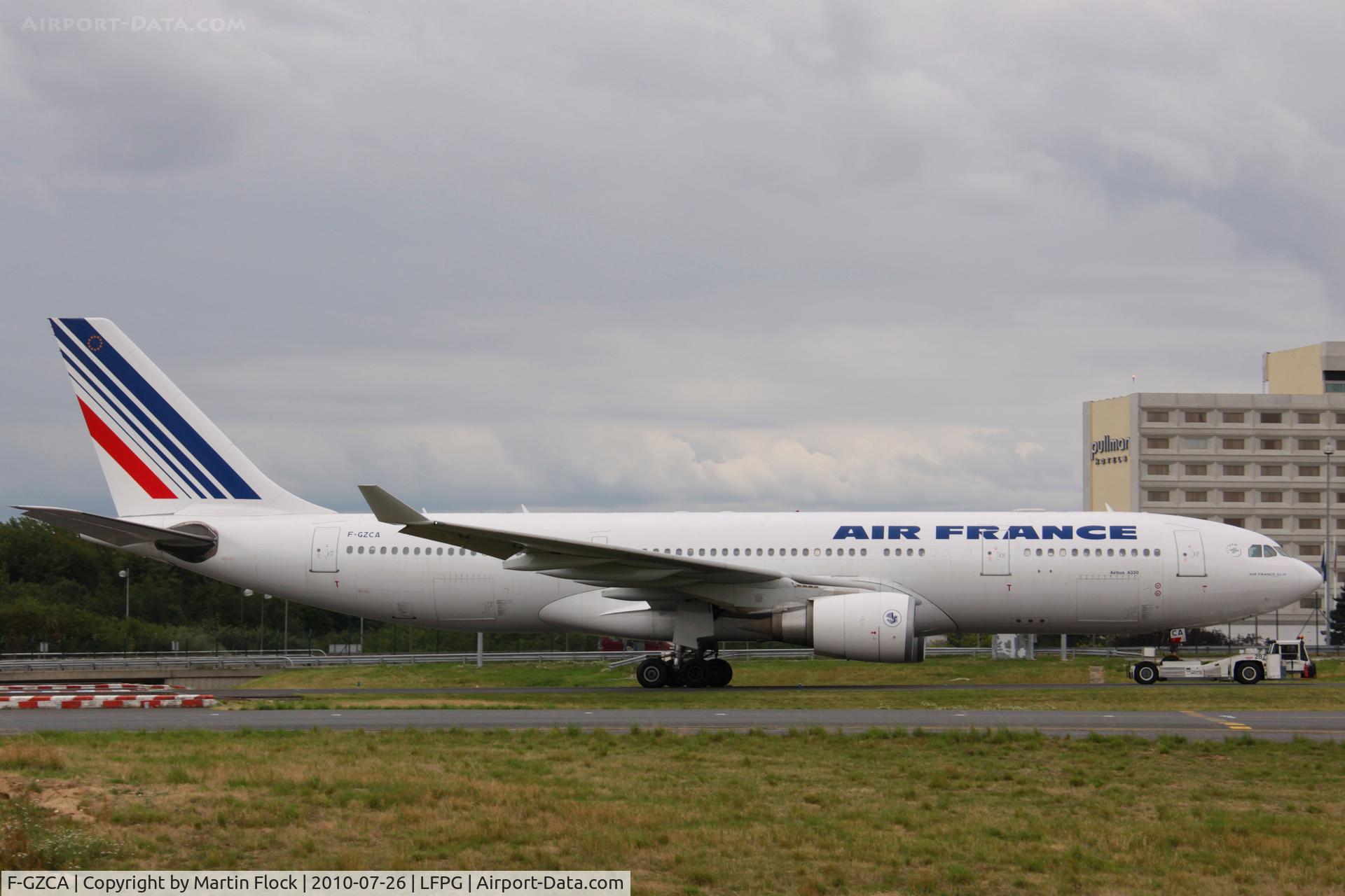 F-GZCA, 2001 Airbus A330-203 C/N 422, .....