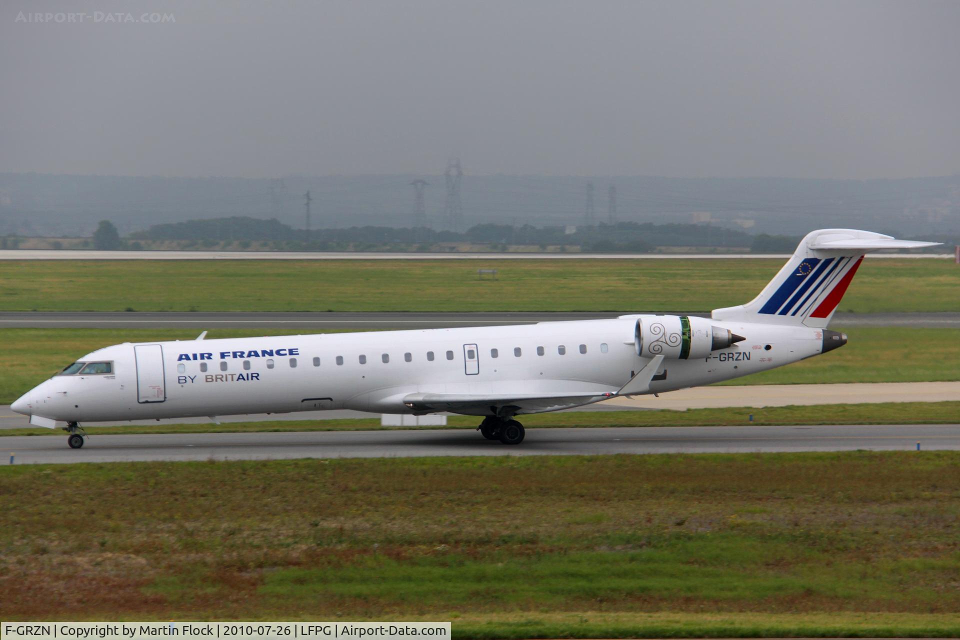 F-GRZN, 2007 Canadair CRJ-700 (CL-600-2C10) Regional Jet C/N 10264, .....