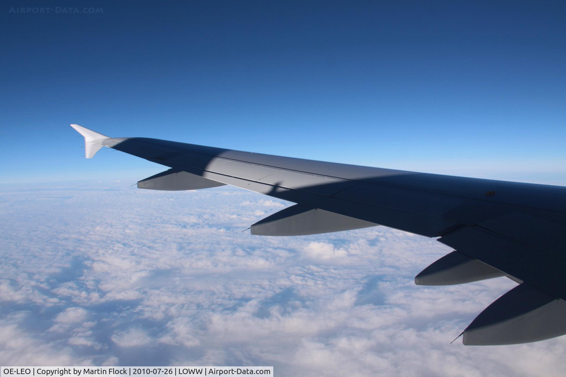 OE-LEO, 2006 Airbus A320-214 C/N 2668, .....