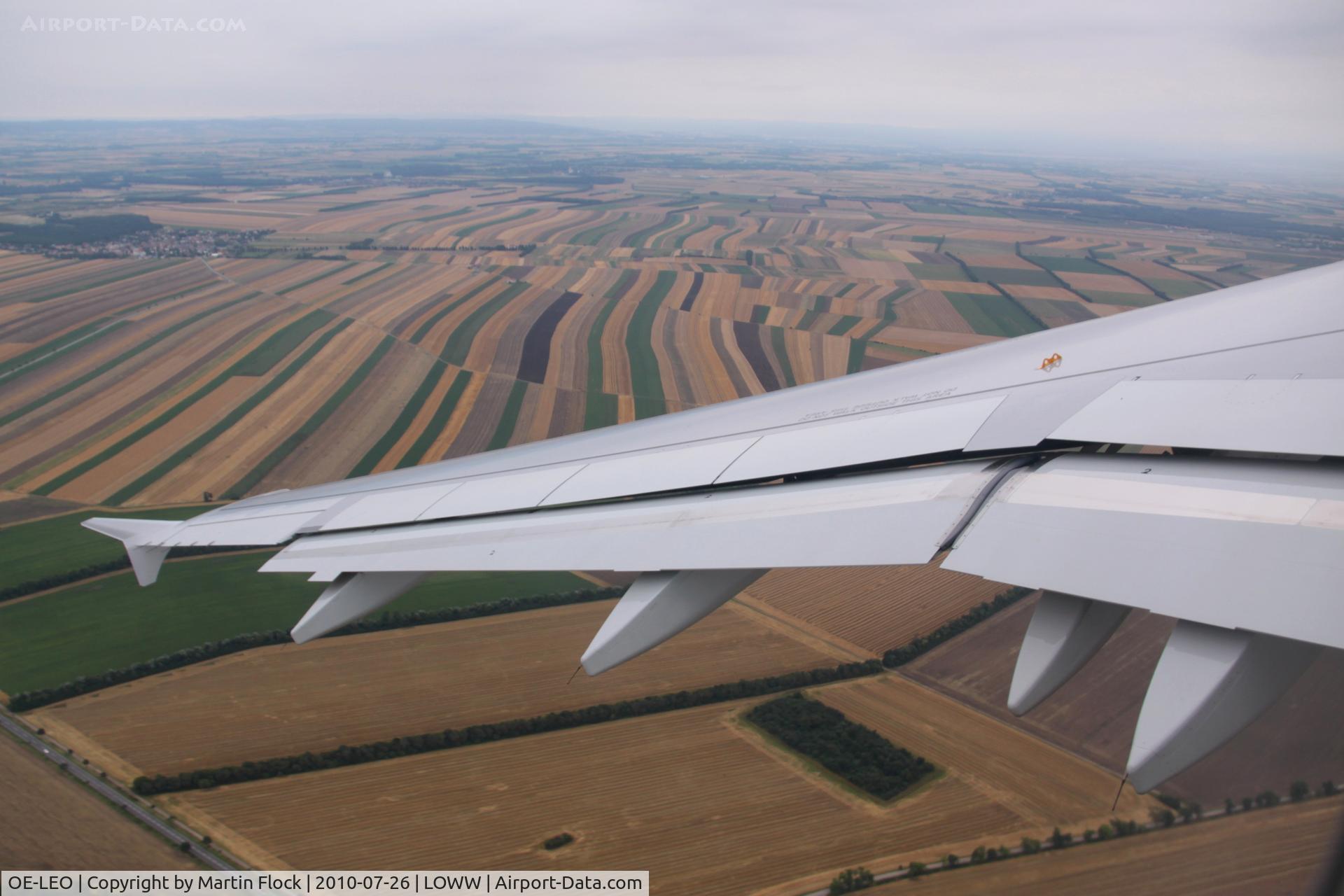 OE-LEO, 2006 Airbus A320-214 C/N 2668, .....