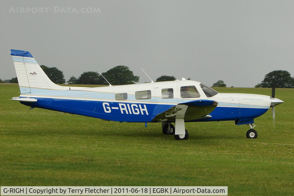 G-RIGH, 1998 Piper PA-32R-301 Saratoga II HP C/N 3246123, 1998 New Piper Aircraft Inc PIPER PA-32R-301, c/n: 3246123 at Sywell