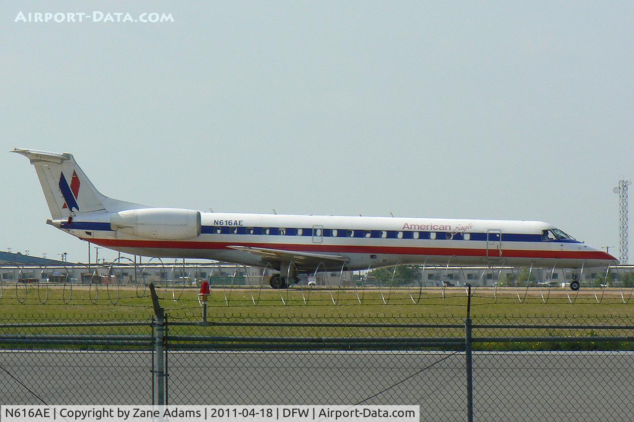 N616AE, 1998 Embraer ERJ-145LR (EMB-145LR) C/N 145092, At DFW Airport