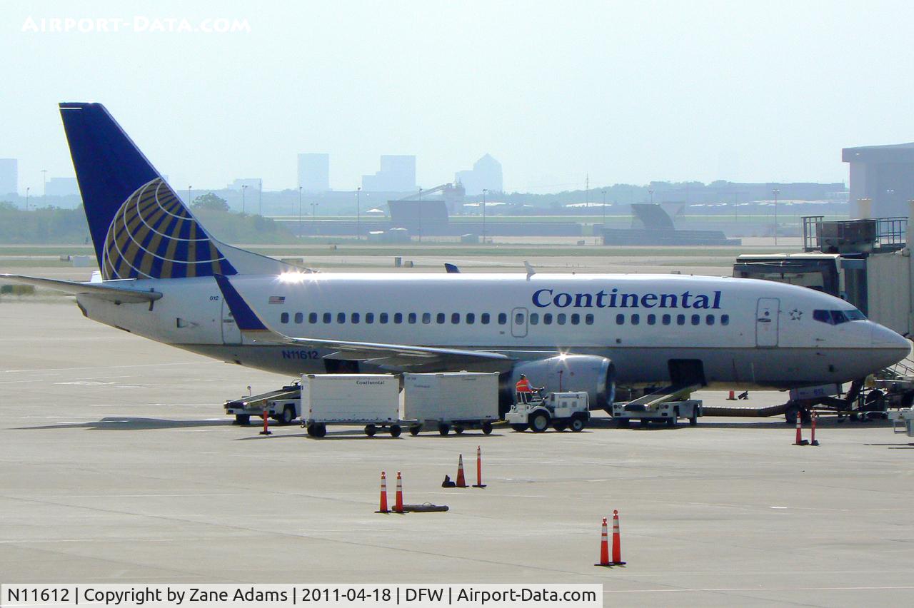 N11612, 1994 Boeing 737-524 C/N 27325, At DFW Airport
