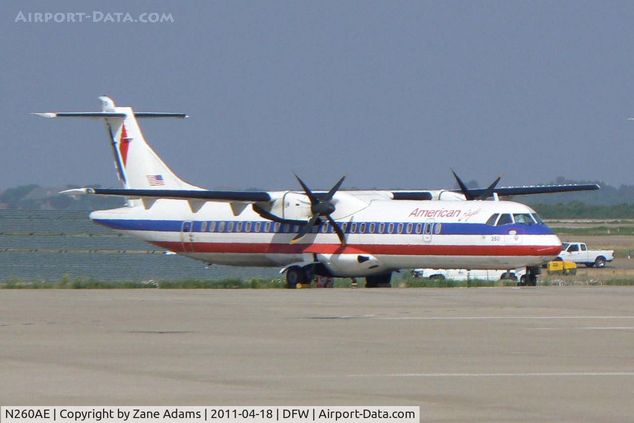 N260AE, 1991 ATR 72-212 C/N 263, At DFW Airport