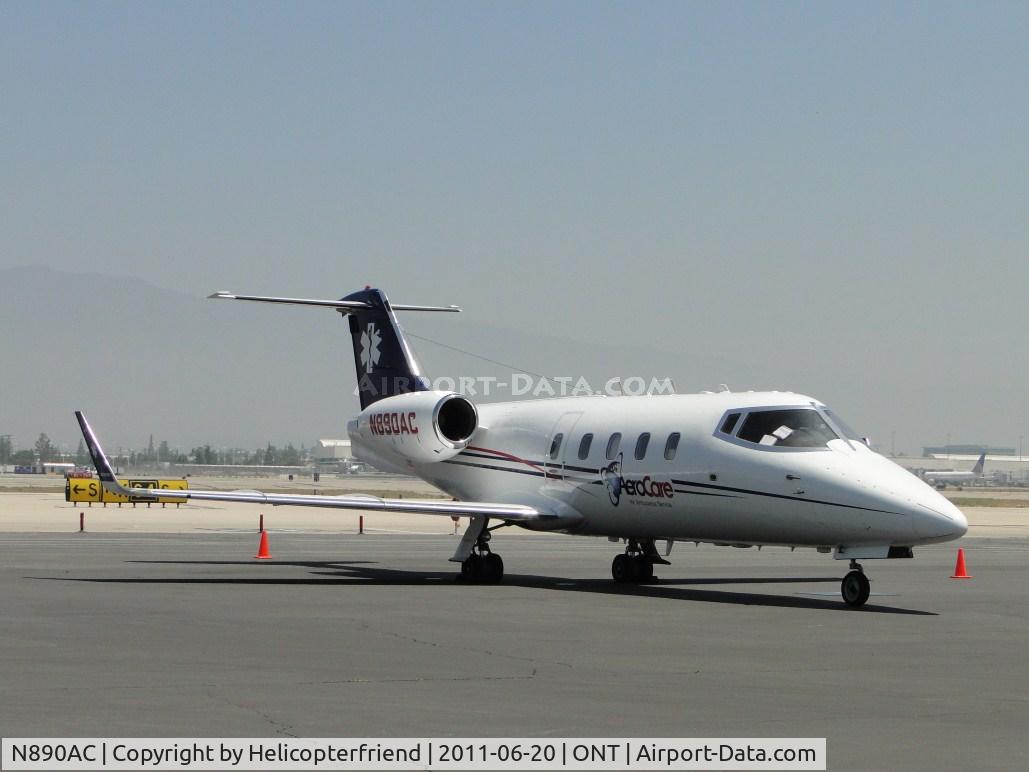 N890AC, 1983 Gates Learjet 55 C/N 92, Parked awaiting crew