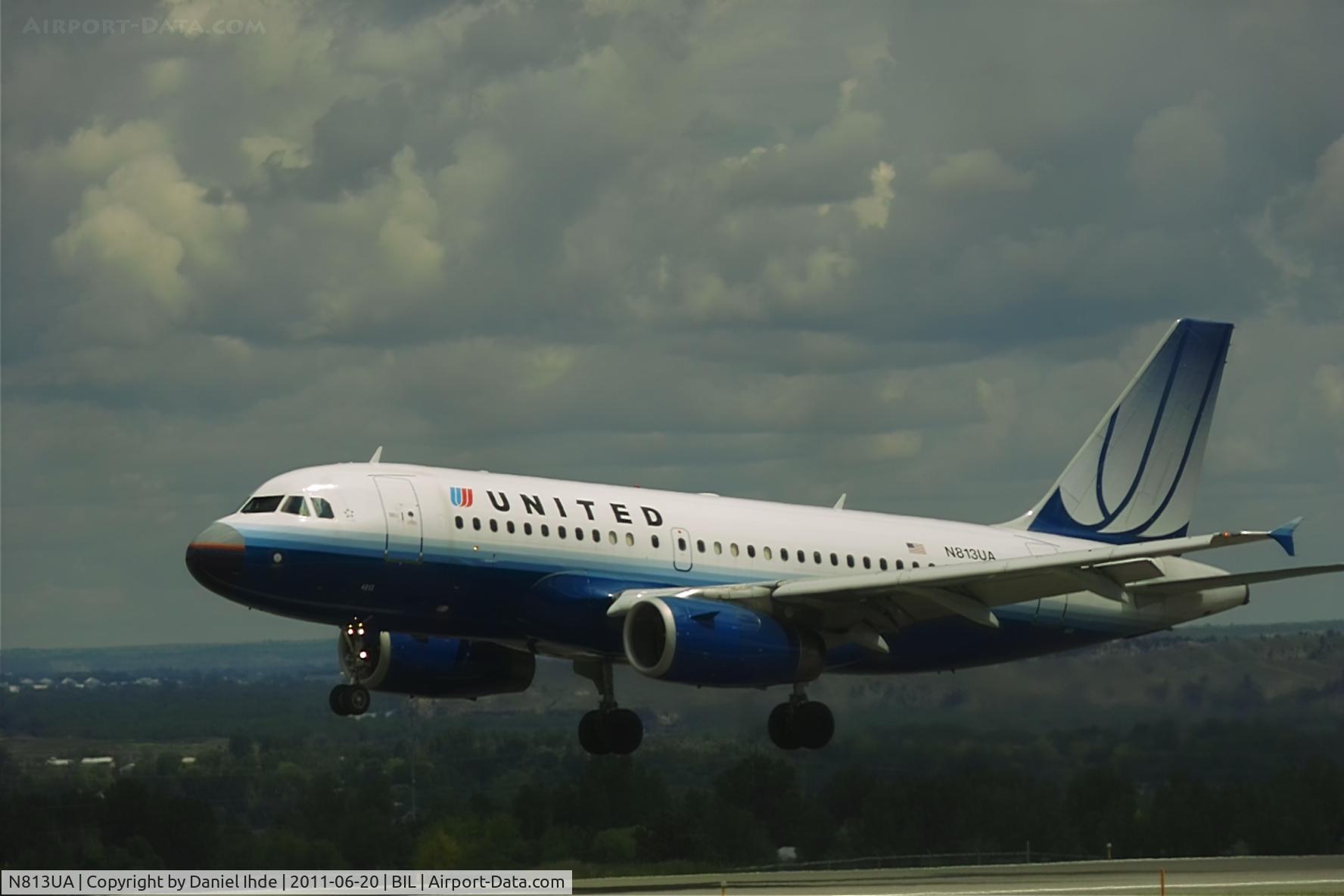 N813UA, 1998 Airbus A319-131 C/N 858, United Airlines Airbus A-319 @ BIL