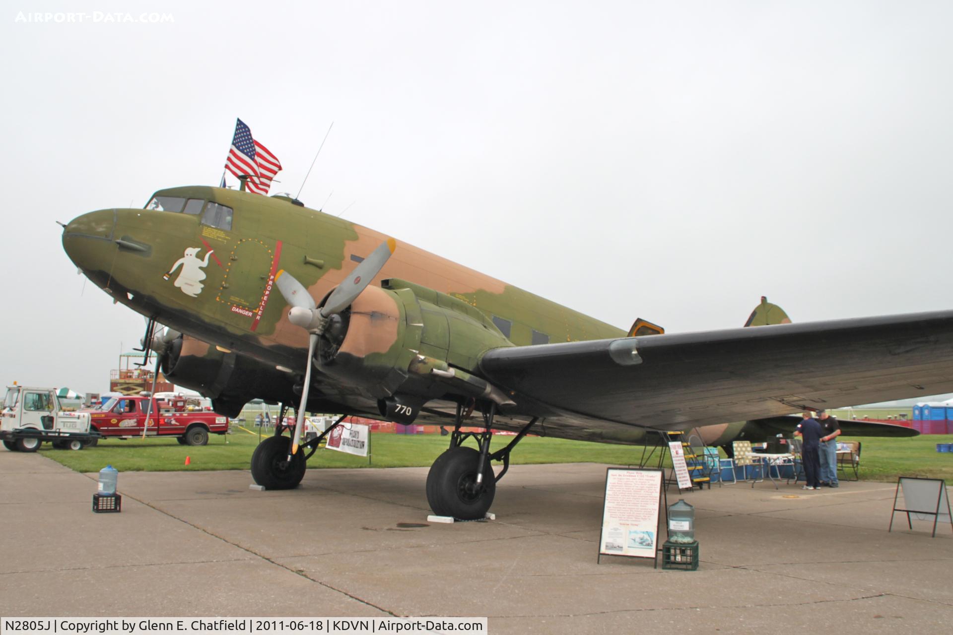 N2805J, 1944 Douglas DC3C-R-1830-90C C/N 20835, At the Quad Cities Air Show.  Real USAF serial is 43-16369