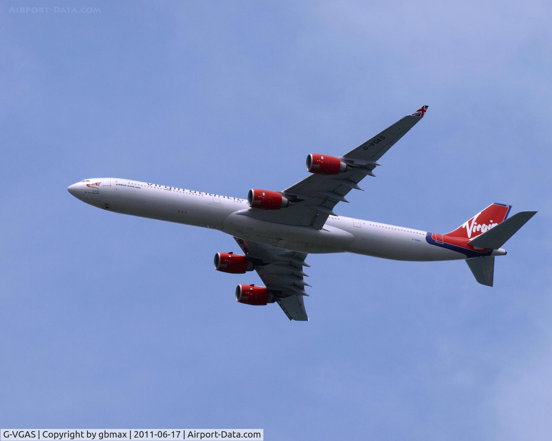 G-VGAS, 2005 Airbus A340-642 C/N 639, Going(@ ~ 3,500 feet) to a landing at JFK
