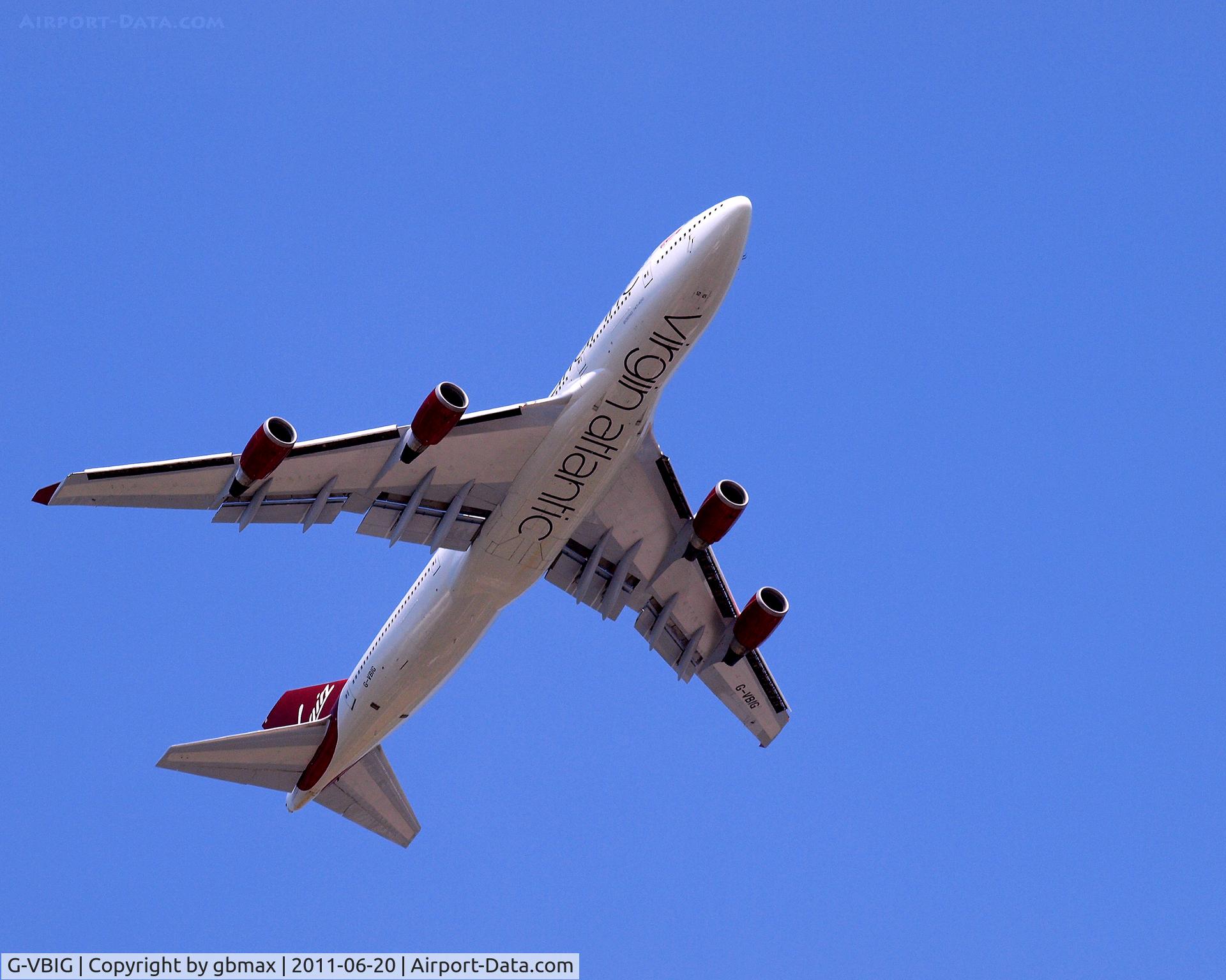 G-VBIG, 1996 Boeing 747-4Q8 C/N 26255, Going @ ~3,500 feet to a landing at JFK
