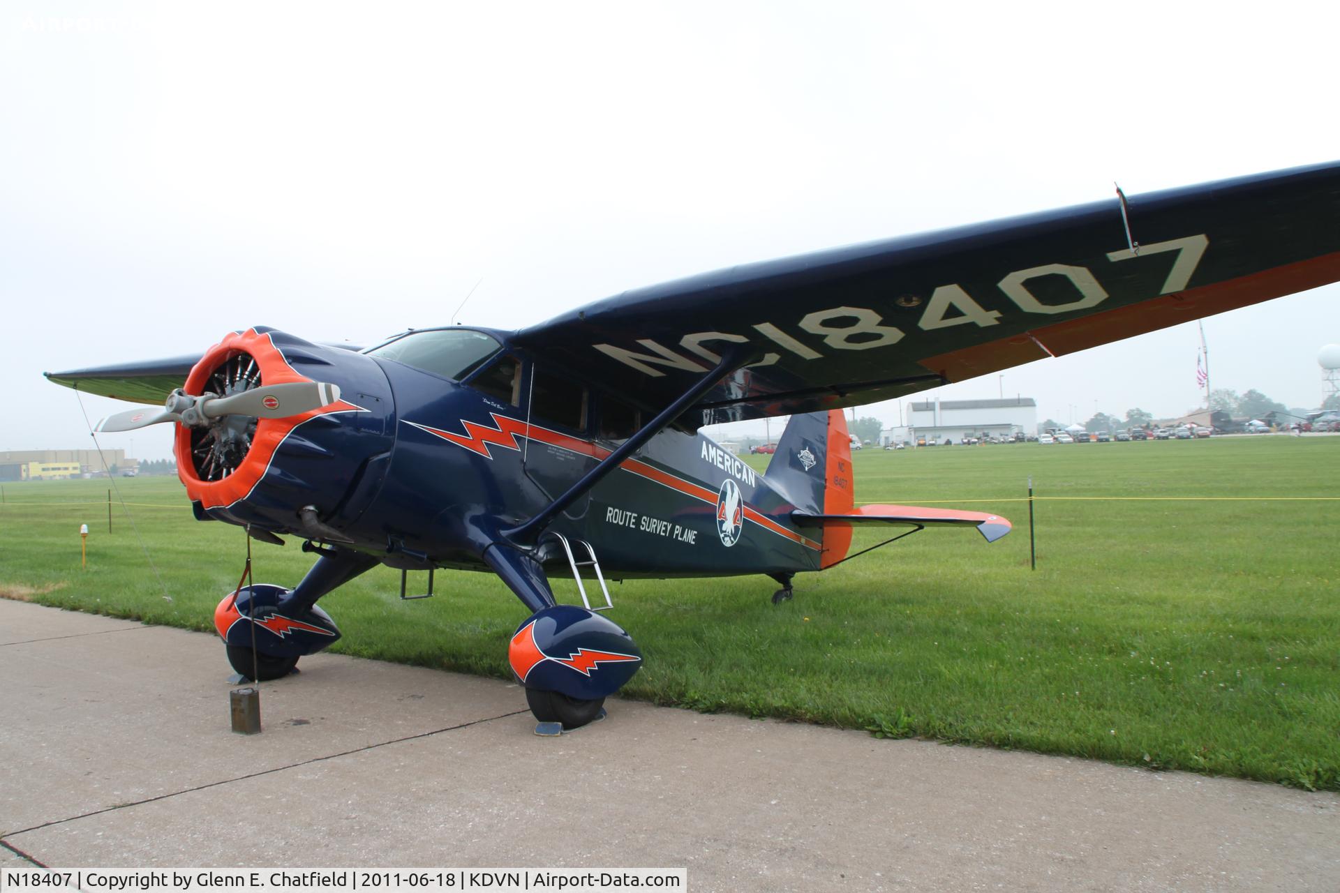 N18407, 1937 Stinson SR-9C Reliant C/N 5313, At the Quad Cities Air Show