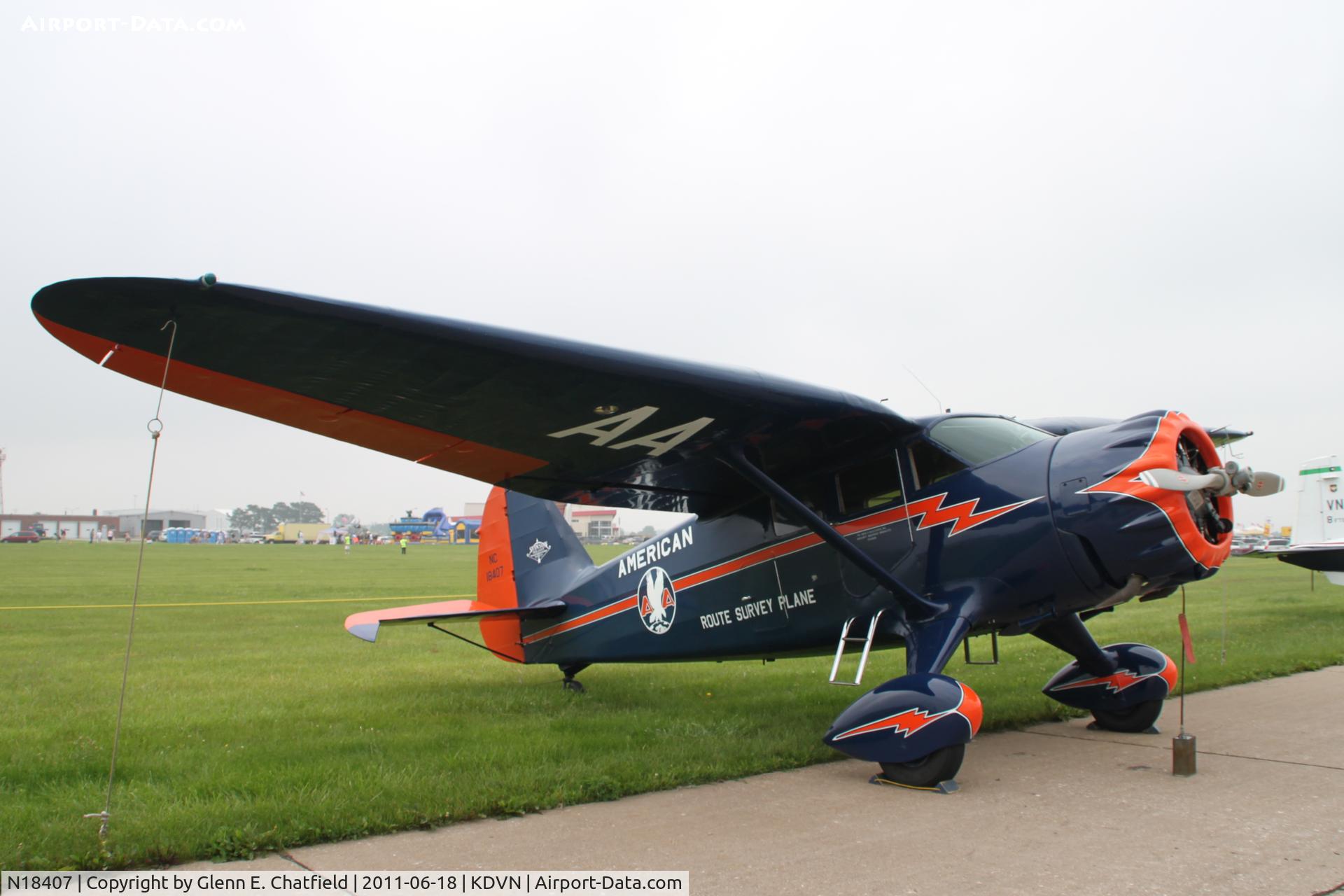 N18407, 1937 Stinson SR-9C Reliant C/N 5313, At the Quad Cities Air Show
