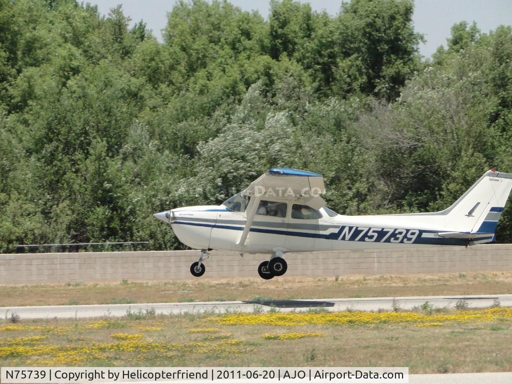 N75739, 1976 Cessna 172N C/N 17267916, Landing long on runway 25