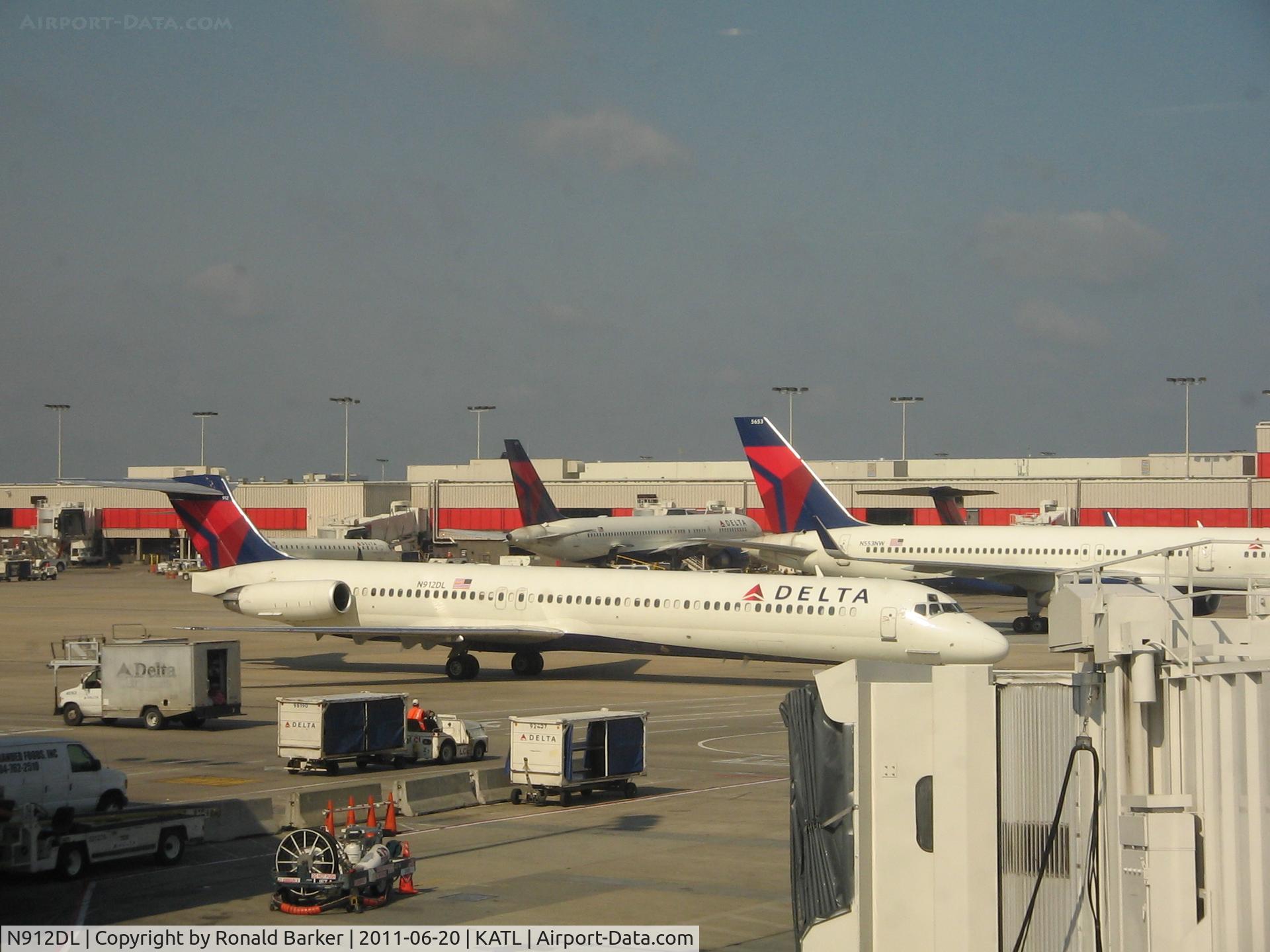 N912DL, 1987 McDonnell Douglas MD-88 C/N 49543, Atlanta