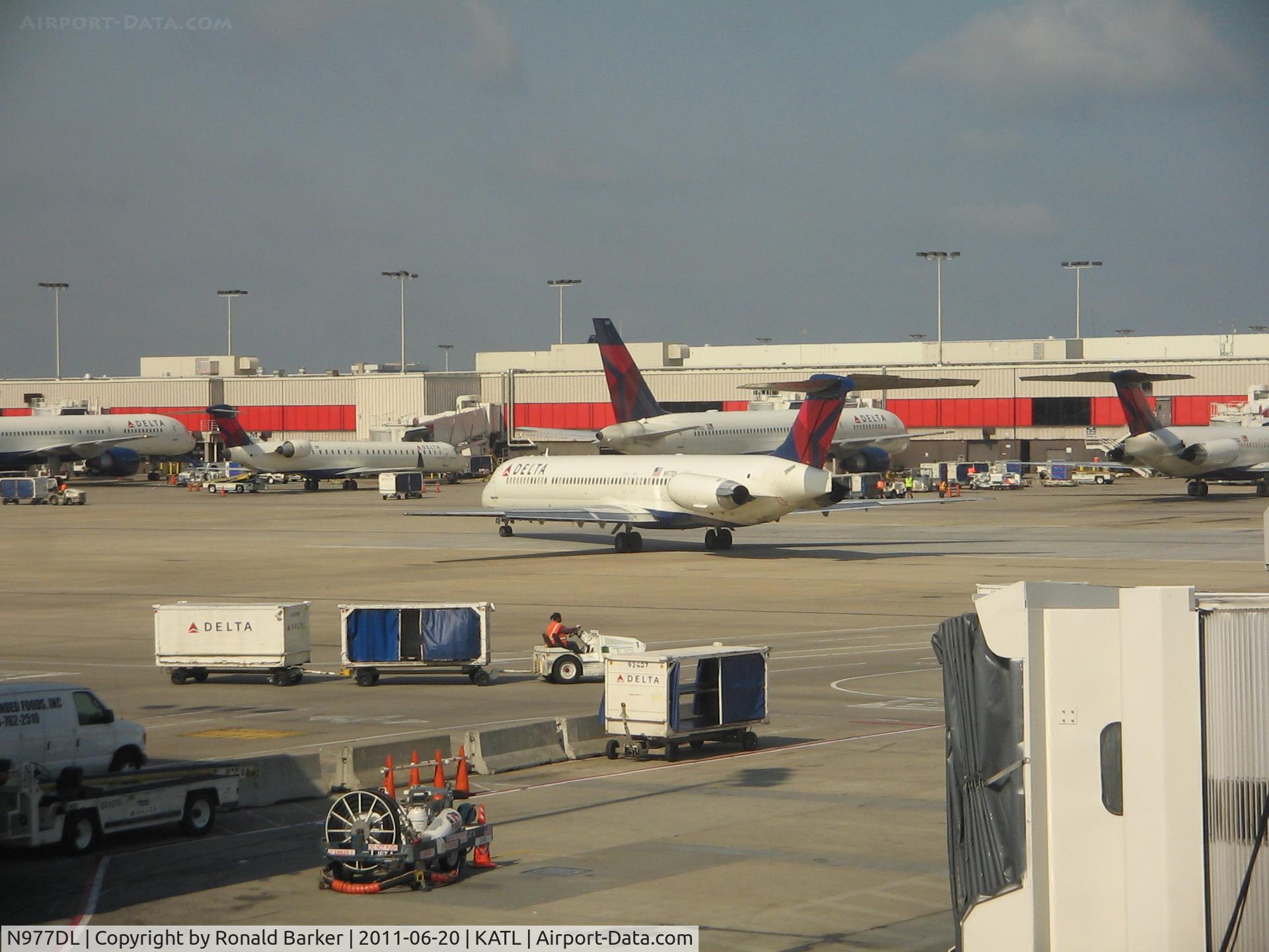N977DL, 1991 McDonnell Douglas MD-88 C/N 53258, Atlanta