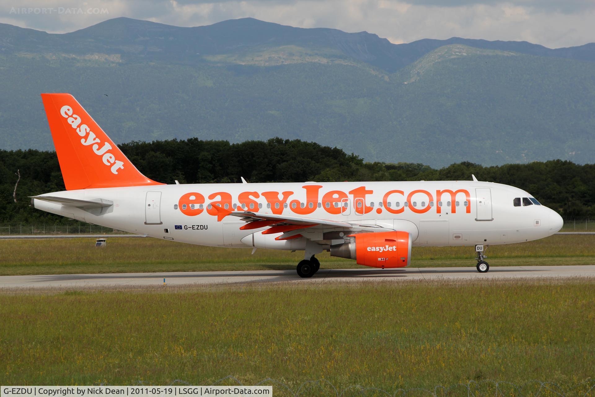 G-EZDU, 2008 Airbus A319-111 C/N 3735, LSGG/GVA