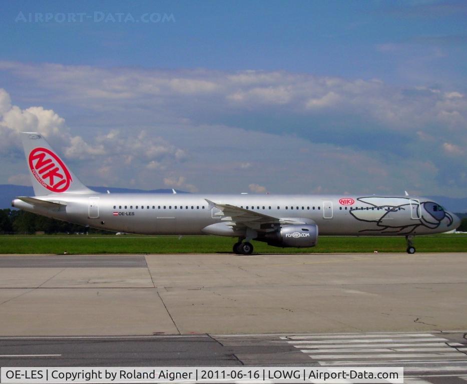 OE-LES, 2008 Airbus A321-211 C/N 3504, OE-LES auf dem ROH Routing