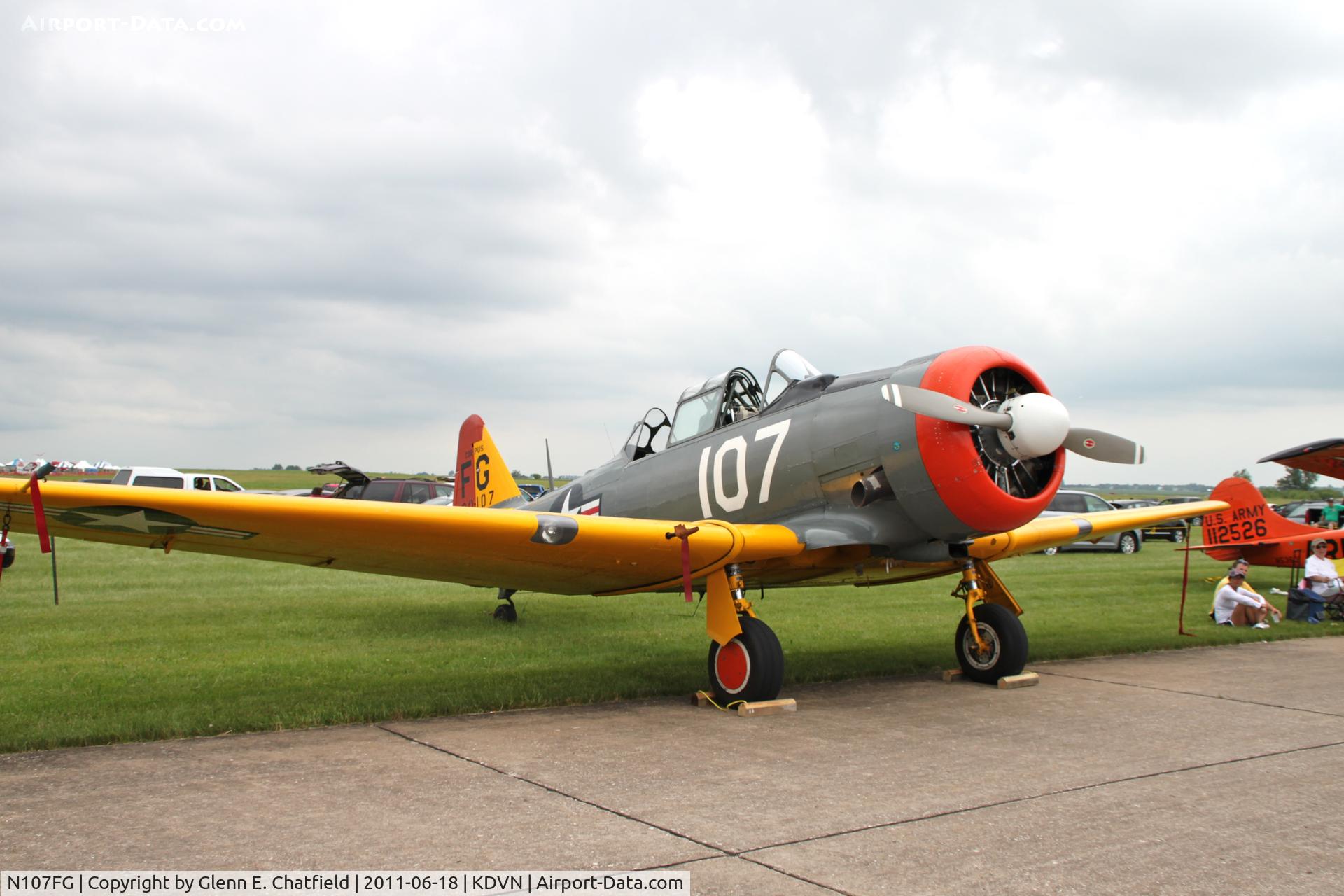 N107FG, 1944 North American AT-6D Texan C/N 121-41580, At the Quad Cities Air Show. FAA c/n is actual USAF serial.  c/n is 121-41580