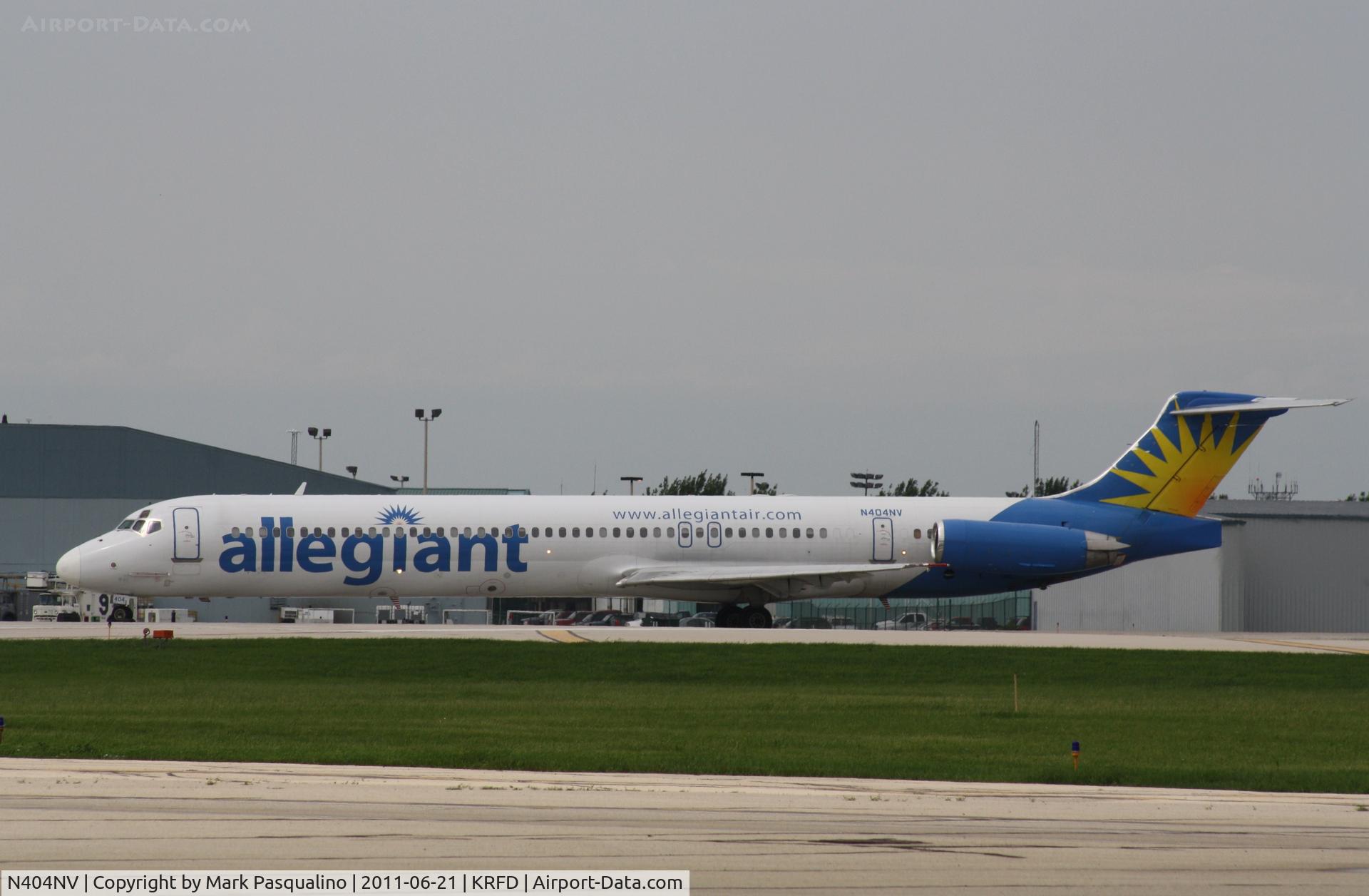 N404NV, 1989 McDonnell Douglas MD-88 C/N 49765, MD-88